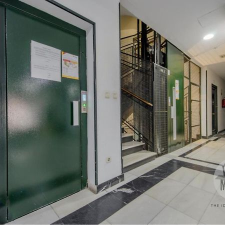 Vibrante Y Moderna Para 7, Conoce Toledo 77 Madrid Luaran gambar